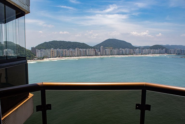 Apê Praia das Astúrias Vista Mar