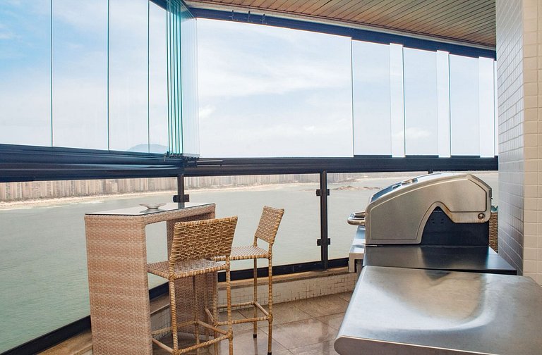 Apê Praia das Astúrias Vista Mar