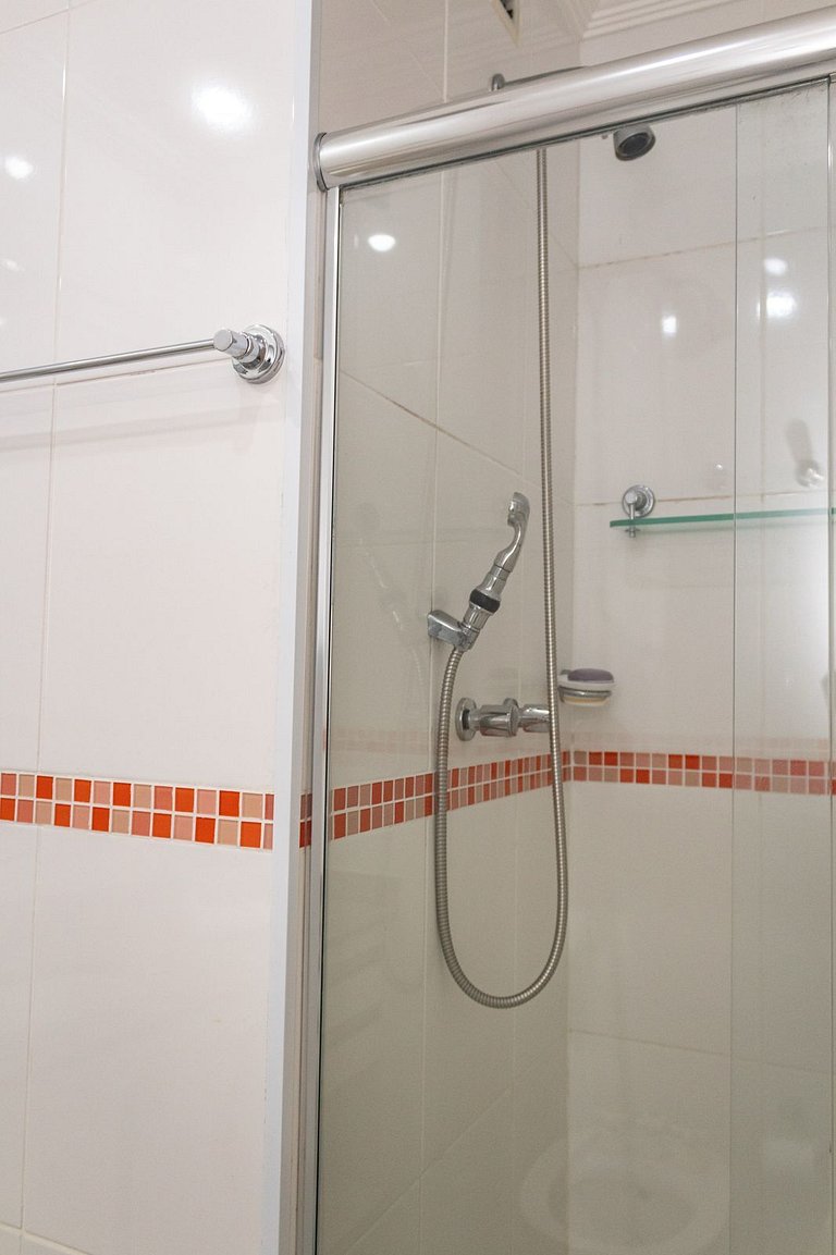 Apê Praia das Astúrias Vista Mar