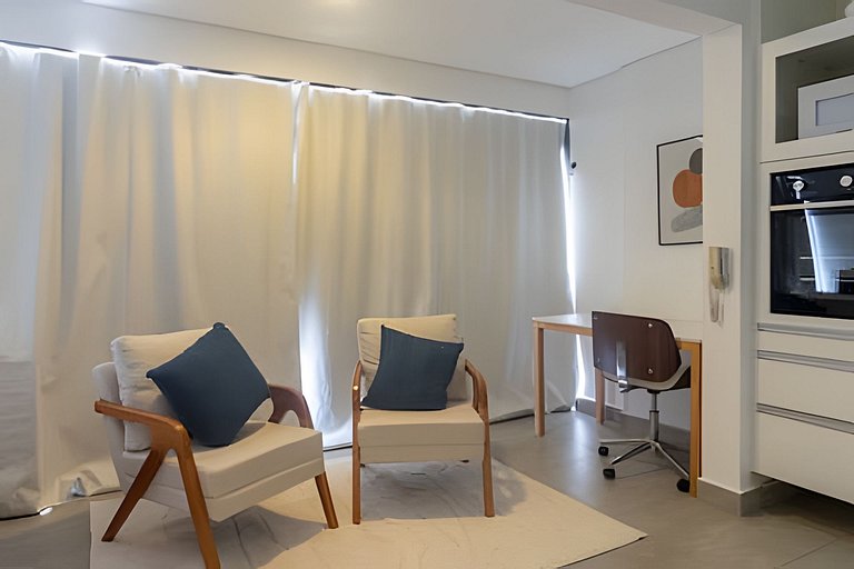 Campo Belo Studio Completo com Garagem e Conforto