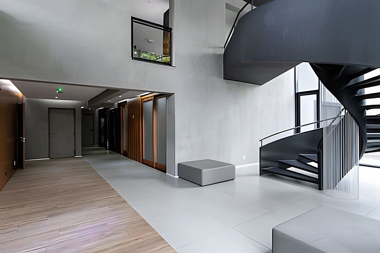 Campo Belo Studio Completo com Garagem e Conforto