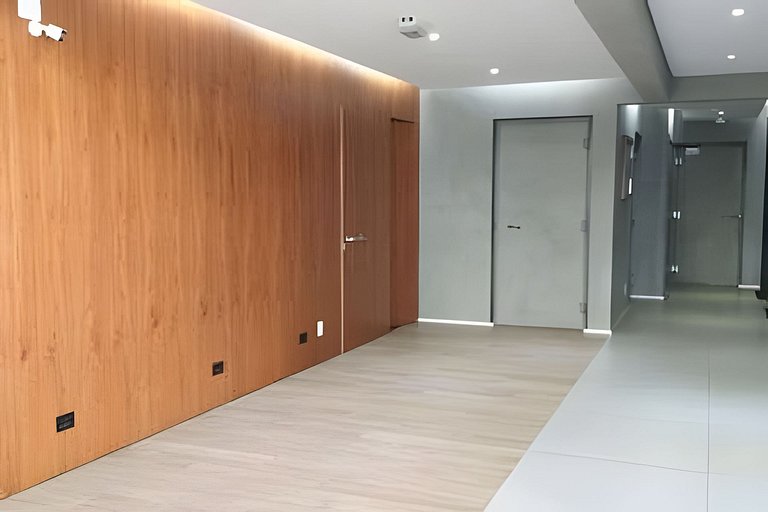 Campo Belo Studio Completo com Garagem e Conforto