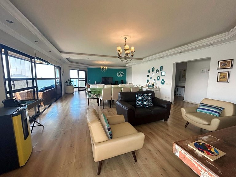 Apê Praia das Astúrias Vista Mar