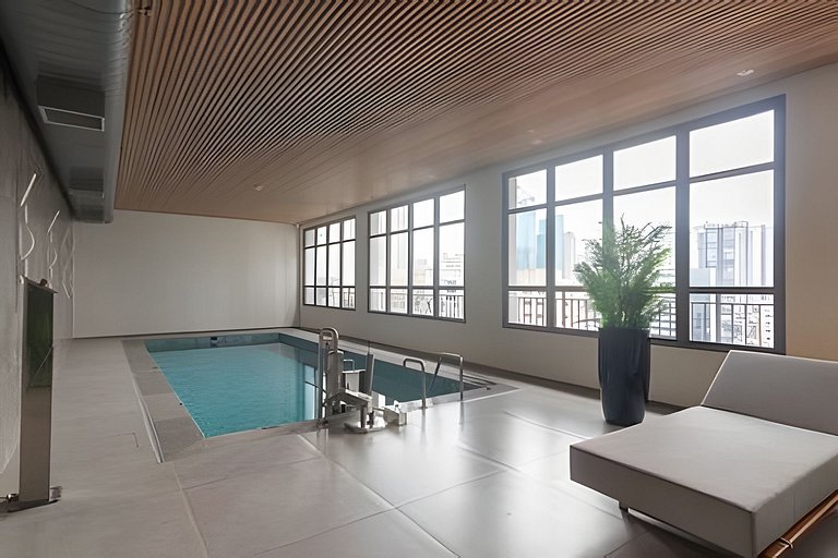 Próx Metrô Paraíso e Paulista | Piscina Aquecida
