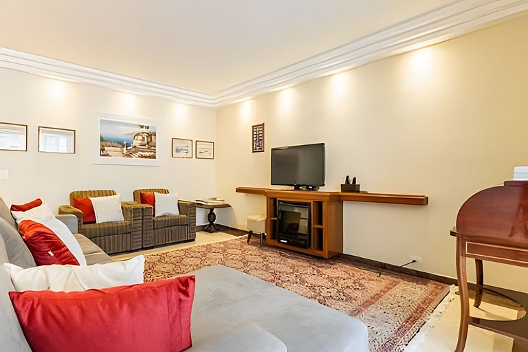 Casa Luxuosa a 400m do Parque Ibirapuera