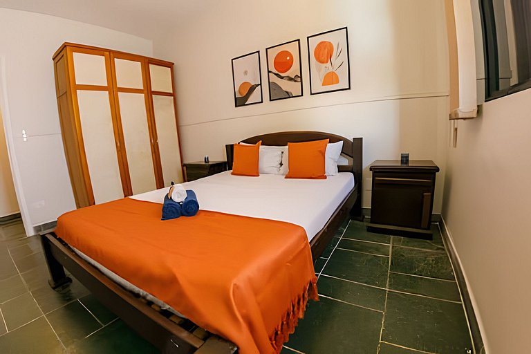 Piscina e Conforto para 10 Pessoas Jd. Acapulco