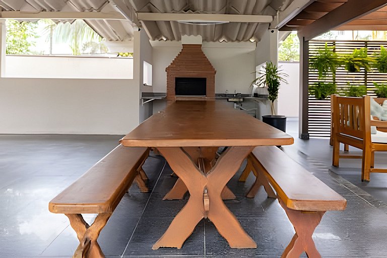 Casa Frente Mar com Jardim Amplo e Churrasqueira