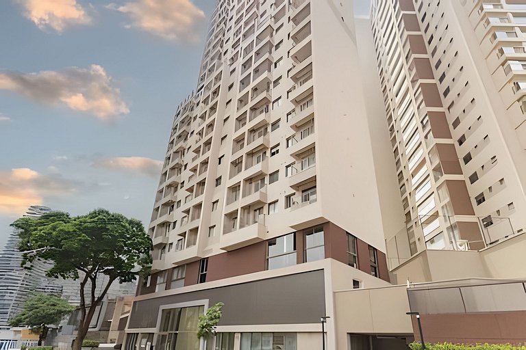 Hospede-se Perto do Consulado e Shopping Morumbi